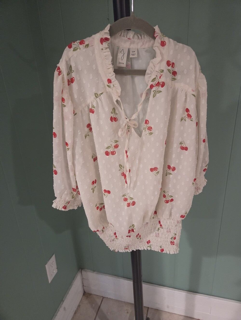 Joie Cream Cropped Cherry-Print Ruffled Peasant Blouse, Small, Coquette